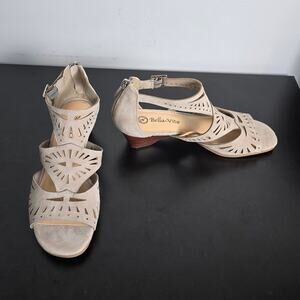 Bella Vita Penny Cut Out Women's Sandal Stone Suede US Size 7 M